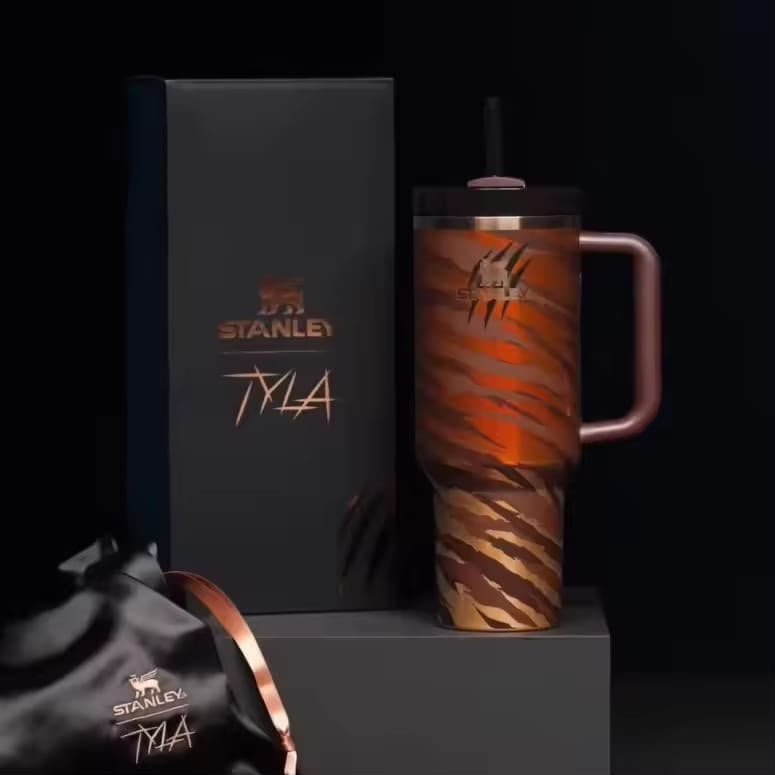 Stanley x Tyla Tyger Quencher H2.0 FlowState™ Tumbler 40 oz / 1.18L
