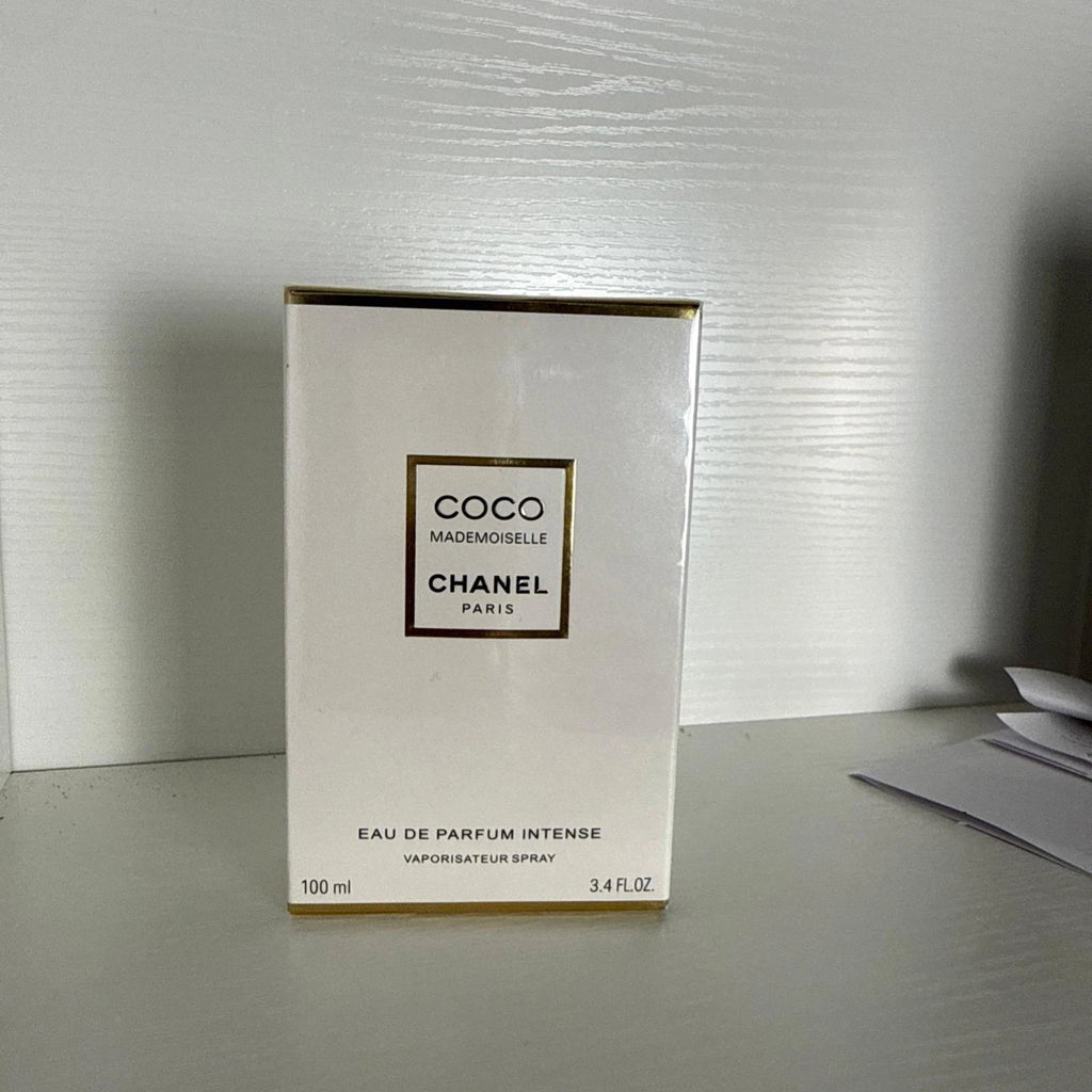 CHANEL Coco Mademoiselle Eau de Parfum Intense Spray 3.4 oz / 100 mL