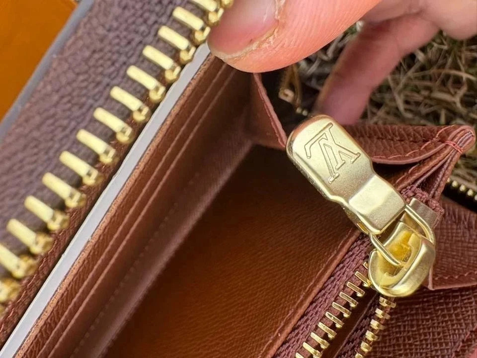 Louis Vuitton Monogram Zippy Wallet Brown Women’s Long Wallet with Box