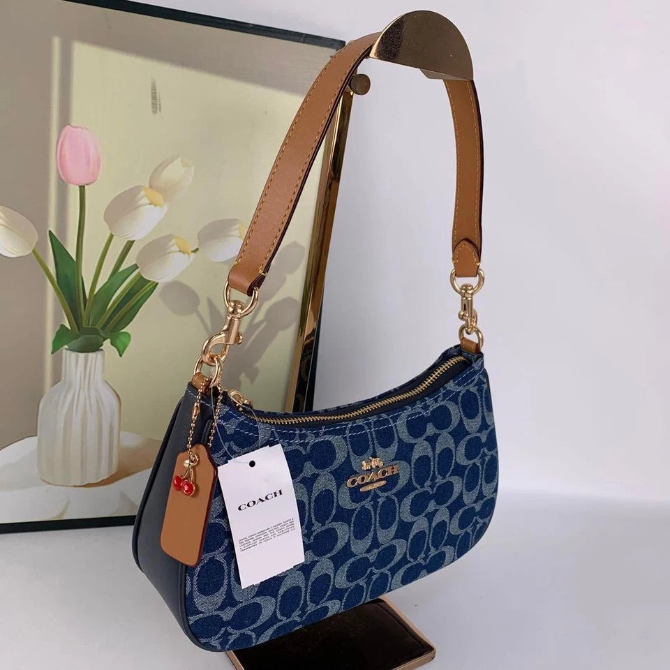 Coach Teri Shoulder Bag In Signature Denim – Denim/Natural – CAF82